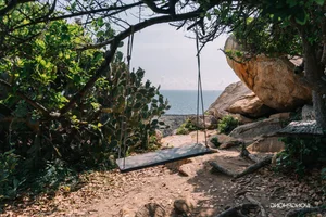 Exploring the Enchanting Coastal Landscapes of Hang Rai: A Must-Visit Destination in Vietnam - image 8