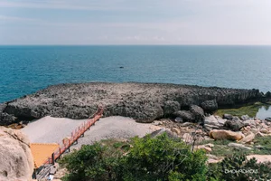 Exploring the Enchanting Coastal Landscapes of Hang Rai: A Must-Visit Destination in Vietnam - image 4