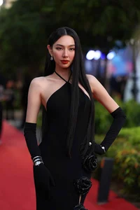 Glitz and Glamour at the Ho Chi Minh City International Film Festival Red Carpet Highlights - image 9