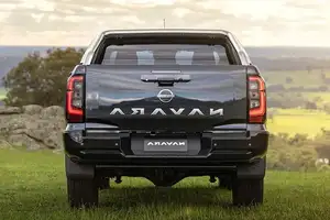 Nissan Navara 2026 Interior: New Class, Modern Tech, Can It Rival Toyota Hilux? - image 8