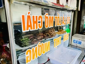 Exploring the 8 Affordable Michelin-Selected Eateries in Ho Chi Minh City - image 5