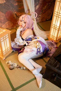 Divine Wisdom and Aesthetic Perfection: PoppaChan’s Fu Xuan Cosplay Masterpiece from Honkai: Star Rail - image 9