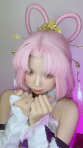 Divine Wisdom and Aesthetic Perfection: PoppaChan’s Fu Xuan Cosplay Masterpiece from Honkai: Star Rail - image 11