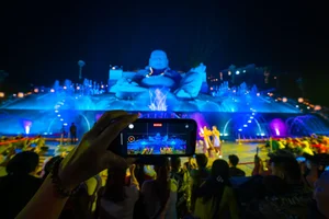 Spiritual Journey: Hundreds of Thousands Visit Ba Den Mountain Spring Festival in Tay Ninh - image 6