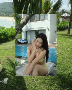 The Timeless Beauty of a Former Teenage Goddess Today - image 8