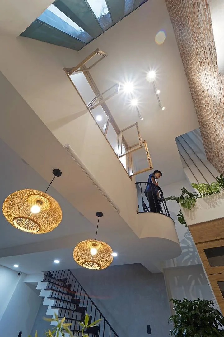 10 Stunning Tiny Homes Under 40sqm: Creative Urban Architecture and Smart Minimalist Interior Design Solutions for Small City Spaces