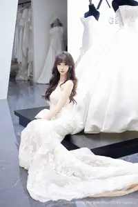 Yue Er Yue Er Shines in Pristine Wedding Gown: Captivating XiuRen No.10663 Collection - image 24