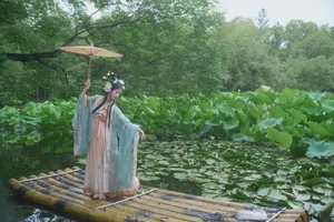 Contemporary Elegance: YiTuYu Art Language Vol.4993 Featuring Mian Mian - image 3