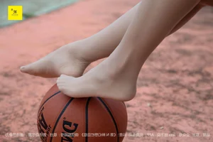 Wanping's Notes Vol. 1: An Artistic Journey Through IESS Lifestyle and Fashion Photography Featuring Model Wanping - image 1