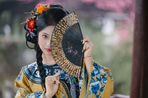 YiTuYu Art Language Vol.7660: A Deep Dive into Contemporary Portraiture Featuring the Elegant Xian Lu - image 13