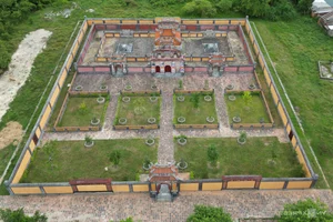 The Restored Tombs of Three Nguyen Dynasty Kings in Hue: A Cultural Heritage - image 4