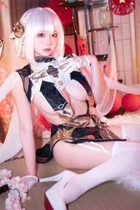 Stunning Azur Lane Sirius Cosplay: Elegant Qipao Photography by Wendy Jiang You - image 3
