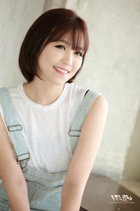Stunning Lee Eun Hye Photo Gallery: Capturing the Timeless Charm of South Korea’s Iconic Model - image 3