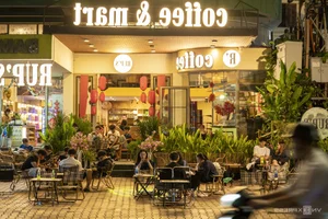 Balancing Tourism and Urban Order: Sidewalk Encroachment Issues in Da Nang - image 6