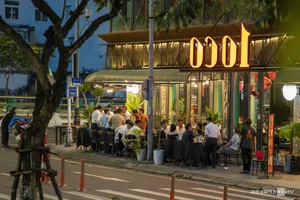 Balancing Tourism and Urban Order: Sidewalk Encroachment Issues in Da Nang - image 9