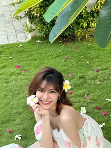 Kieu Loan Stunning Bridal Transformation: A Journey of Beauty and Self-Confidence - image 0