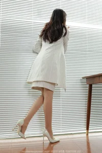 IESS SXJ No.1626 Xiao Jin: Elegant Silk Stocking Fashion and Portrait Gallery - image 2