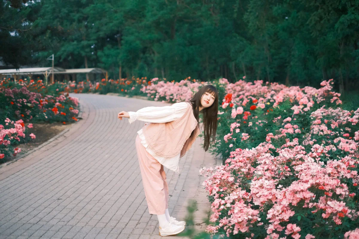 Exploring the Sweet Aesthetics of YiTuYu Art Language Vol.7230 Sweet T Tian Tian