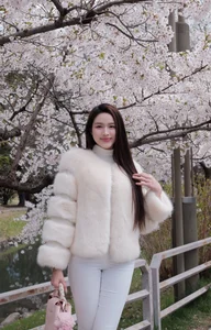 Miss Vietnam Do Thi Ha and Businessman Nguyen Viet Vuong’s Elegant Japan Getaway: Travel Highlights and Fashion - image 1