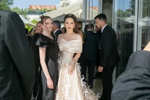 Luxury Meets Simplicity: The Vung Tau Socialite Redefining Dating with Billion-Dong Fashion - image 1