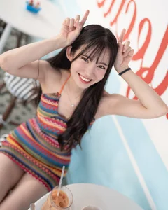 Asian Influencer's 'Real Beauty' Reveal Sparks Viral Discussion - image 4