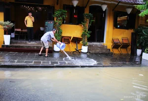 Visiting Hoi An During Summer Floods: A Unique Experience for Brave Travelers - image 2