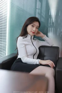IESS Sweet Smile Artistic Portrait Photography Gallery - image 72