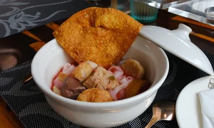 Bangkok Bus Food Tour: Sightseeing and Thai Cuisine - image 8