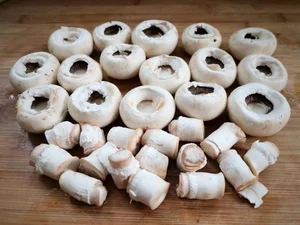 The Selenium-Rich White Vegetable: A Superfood Recipe for Immunity and Delicious Stuffed Meat Dishes - image 1