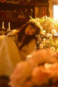 Qiu Qiu in YiTuYu Vol.8546: Dreamy Vintage Serenity Amidst Golden Hour Blooms - image 6