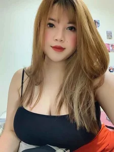Hai Duong Influencer Goes Viral with Bold Tape Dress Fashion Trend - image 0