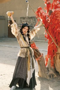 Modern Artistic Expression: YiTuYu Art Language Vol.7722 with Zhi Zhi Yang - image 10