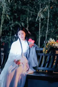 YiTuYu Vol.8687: Su Su - An East Asian Muse's Ethereal Night Tale - image 10