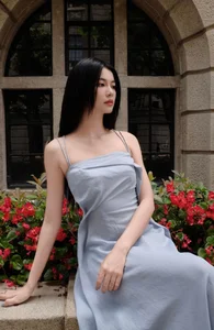 Stunning Beauties: Meet the Gorgeous Girlfriends of Top Vietnamese Showbiz Heartthrobs - image 10