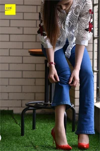 Guang Yan - Jeans and Red High Heels IESS Sizu Biandang 224 - image 36