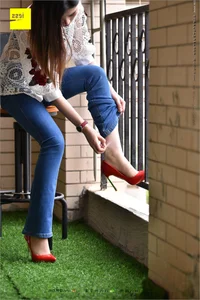 Guang Yan - Jeans and Red High Heels IESS Sizu Biandang 224 - image 50