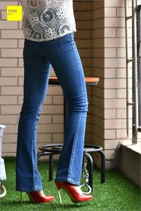 Guang Yan - Jeans and Red High Heels IESS Sizu Biandang 224 - image 9