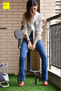 Guang Yan - Jeans and Red High Heels IESS Sizu Biandang 224 - image 34