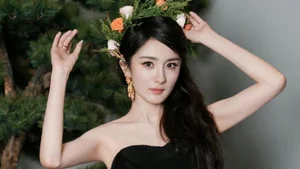 Real-Life Heroines: Chinese Actresses Whose Lives Mirror Their Strong Female Leads - image 20