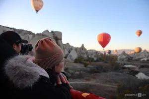 A $400 Hot Air Balloon Journey Over the Enchanting Fairyland Landscapes - image 2
