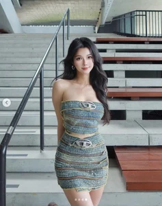 The Ethereal Beauty of Chinese Influencers: Stepping Straight Out of a Manhua - image 3