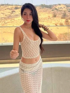 Stylish Saigon Beauty: The Captivating Charm of Vietnam's Viral Grocery Store Hot Girl - image 2