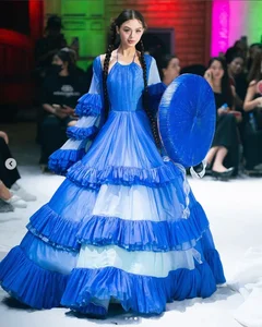 Dianka Zakhidova: The International Elegance of Bùi Tiến Dũng’s Wife - image 3