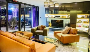 Inside Luong Bang Quang’s Luxurious Apartment: A Glimpse of High-End Real Estate and Modern Interior Design - image 8