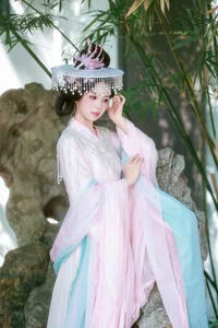 Modern Artistic Charm with Xiao Du Tong Xue in YiTuYu Vol.7837 - image 21