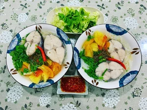 Millennial Wife Masters Vietnamese Regional Cuisine So Well Her Husband Fears Weight Gain - image 12