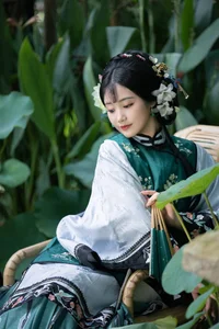Art Language Vol.5716: Capturing the Timeless Elegance of Qing Qing in YiTuYu Photography - image 12