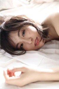 Iroha Yanagi’s Latest Digital Photo Book Release: A Deep Dive into Sophisticated Elegance - image 13