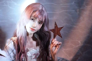 Captivating Visuals in YiTuYu Art Language Vol.4367 with Lu Ban Xian Er - image 7