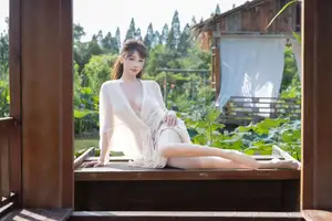 Discover Lu Xuan Xuan's Graceful Beauty in a White Dress Amidst a Serene Lotus Pond - XiuRen No.10630 - image 18